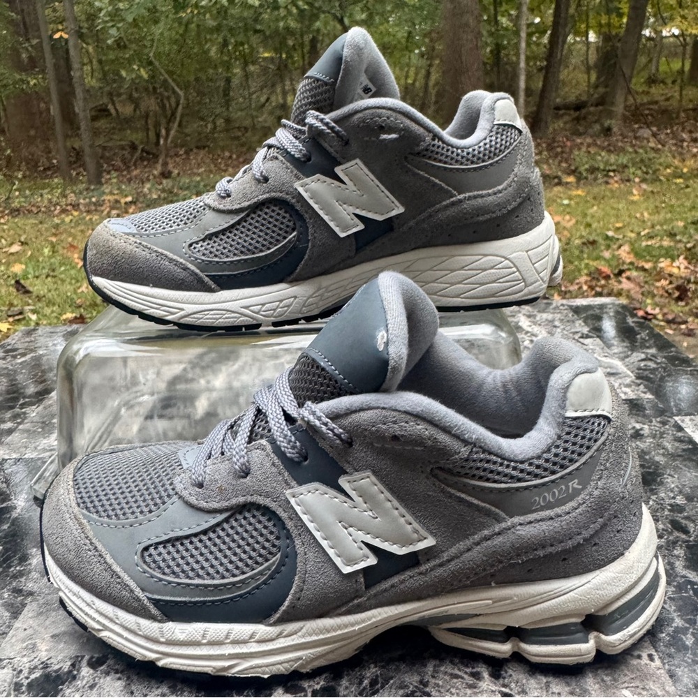 New Balance Size 1 2002R Unisex Kids Running Shoes Steel Gray  Athletic Sneakers - Picture 6 of 16